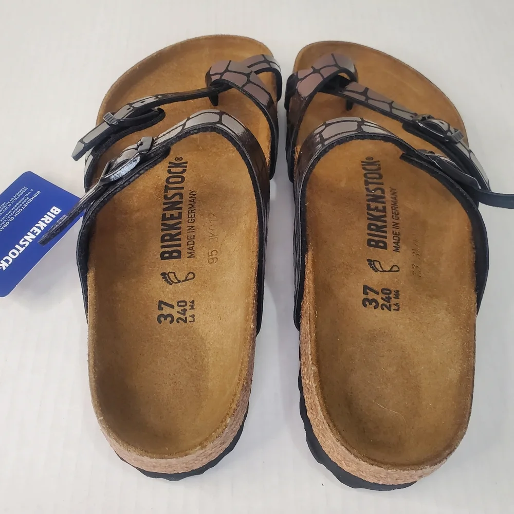 Birkenstock Metallic Sandals - Picture 6 of 10